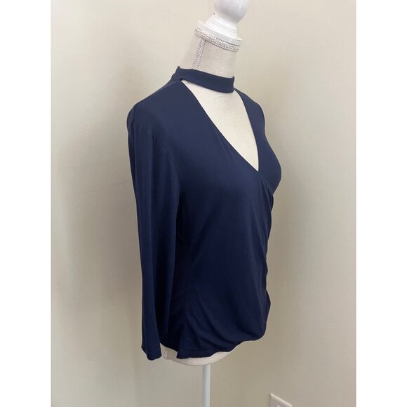 IZ Byer Blue Long Sleeve Top V-Neck Size XL - Picture 3 of 6